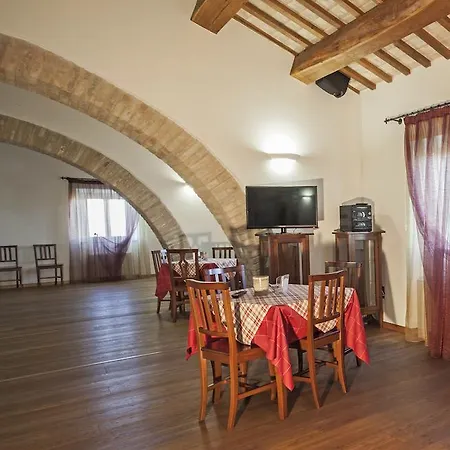 호텔 Il Ristoro Del Viandante Offagna