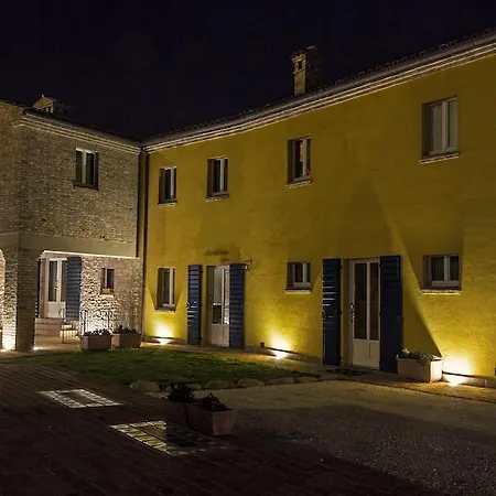 호텔 Il Ristoro Del Viandante 2*